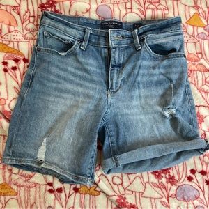 Lucky Brand “The Roll Up” Light Denim Shorts Sz 2